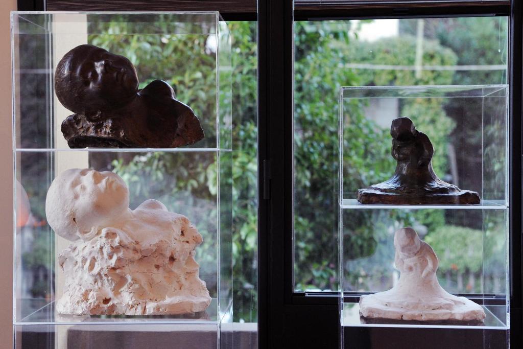 Casa Brenna Tosatto Art Experience Aparthotel Лено Стая снимка
